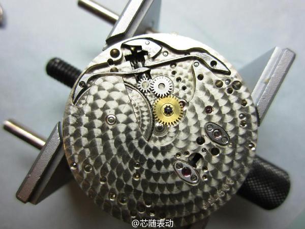 朗格手表维修点售后服务中心（朗格表后盖进灰）